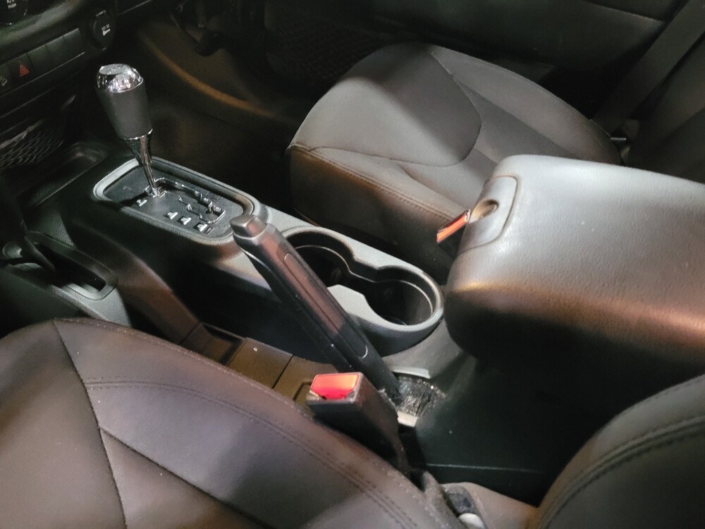 2018 Jeep Wrangler in Downey, CA 90241 - 18085859 26