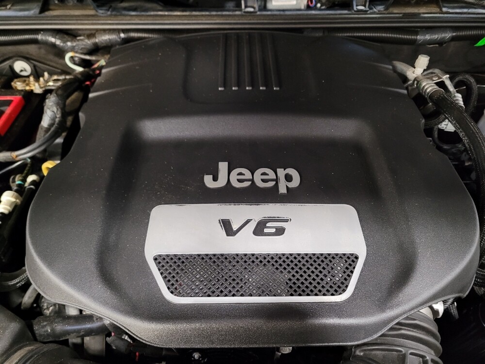 2018 Jeep Wrangler in Downey, CA 90241 - 18085859 30