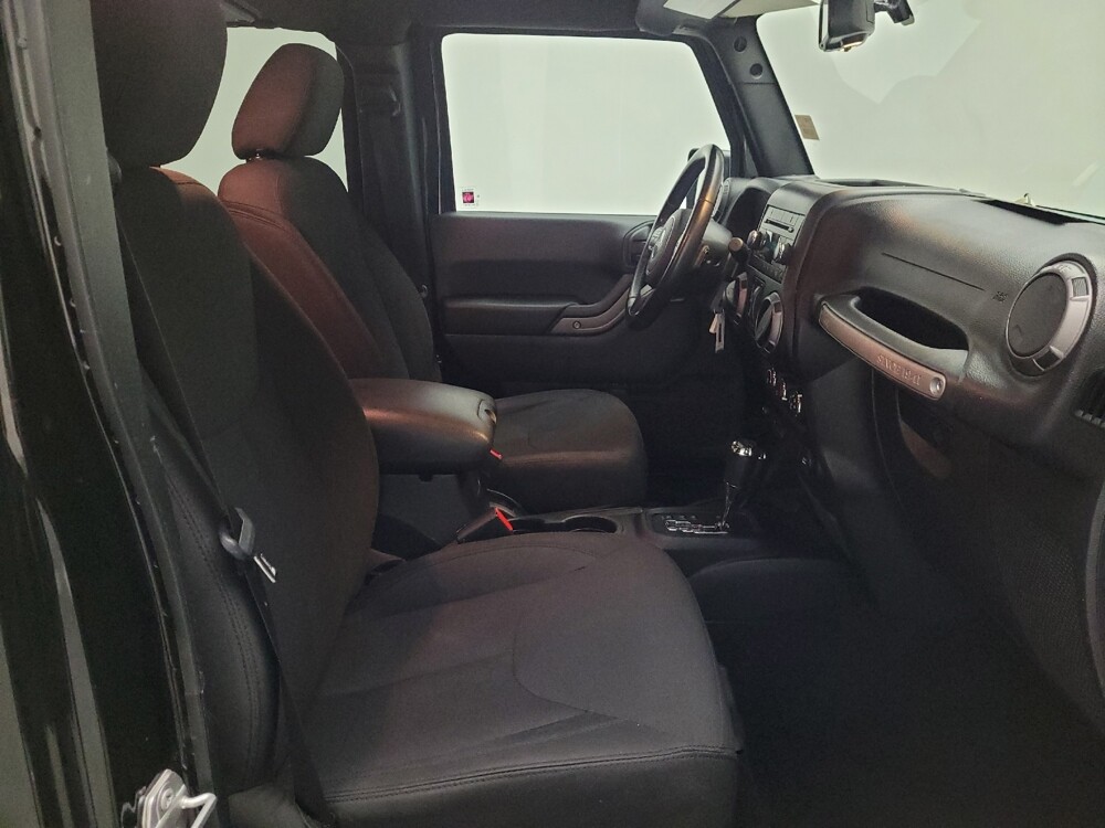 2018 Jeep Wrangler in Downey, CA 90241 - 18085859 21