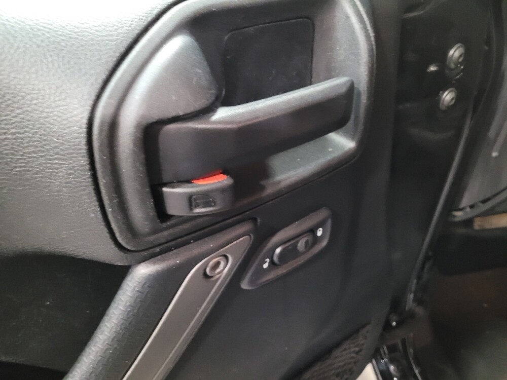 2018 Jeep Wrangler in Downey, CA 90241 - 18085859 27