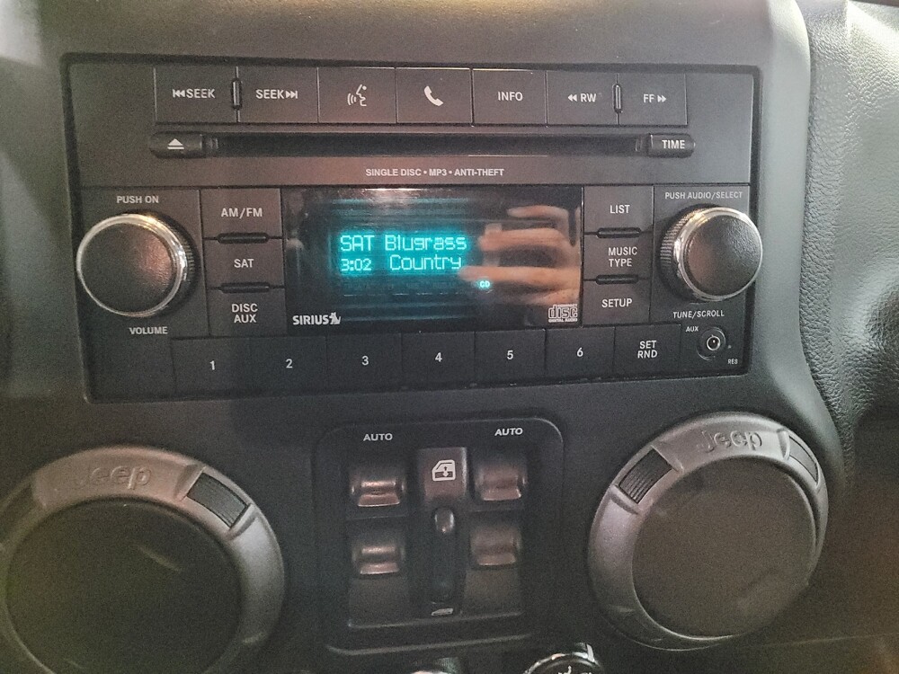 2018 Jeep Wrangler in Downey, CA 90241 - 18085859 25