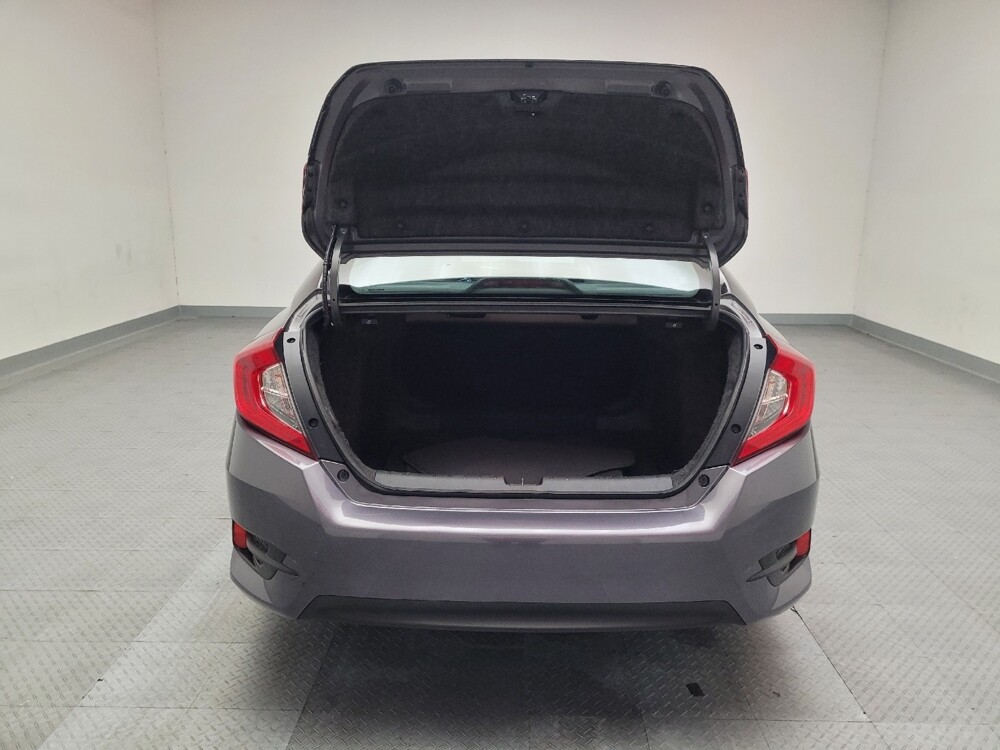 2017 Honda Civic in Downey, CA 90241 - 18085863 29