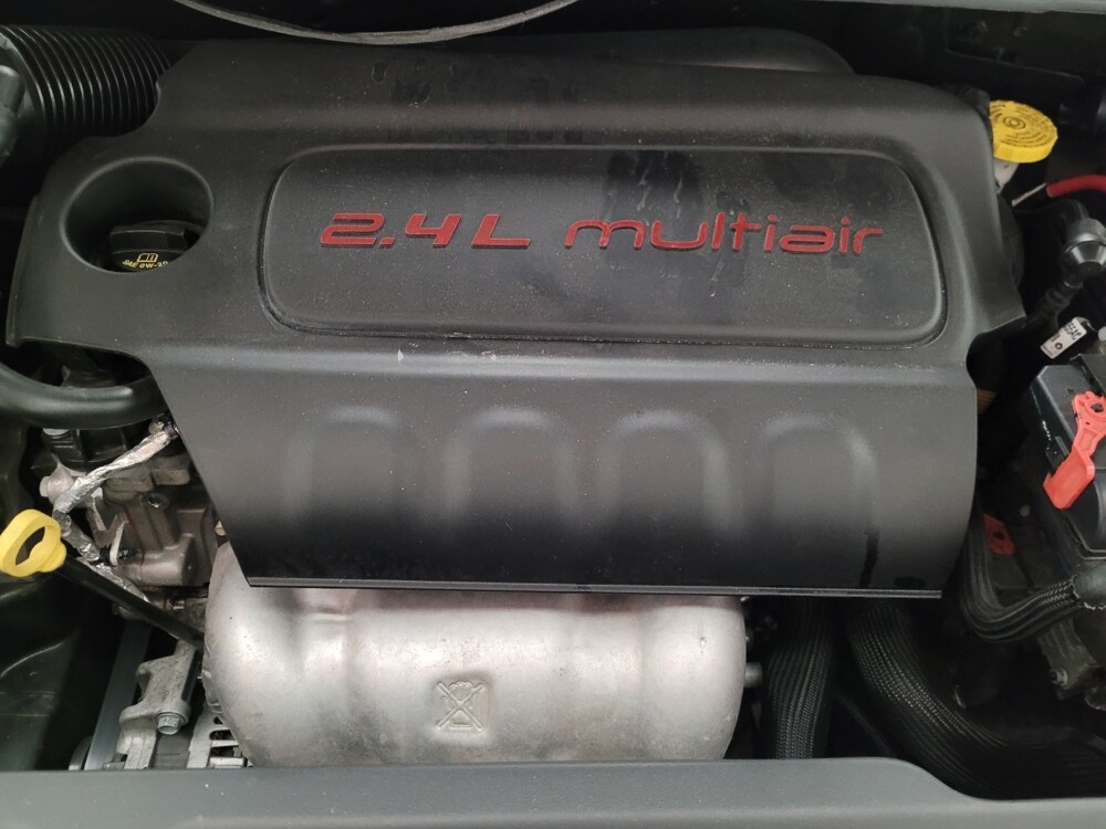 2018 Jeep Compass in Downey, CA 90241 - 18085865 30