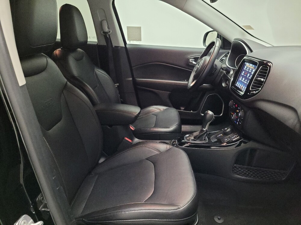 2018 Jeep Compass in Downey, CA 90241 - 18085865 21