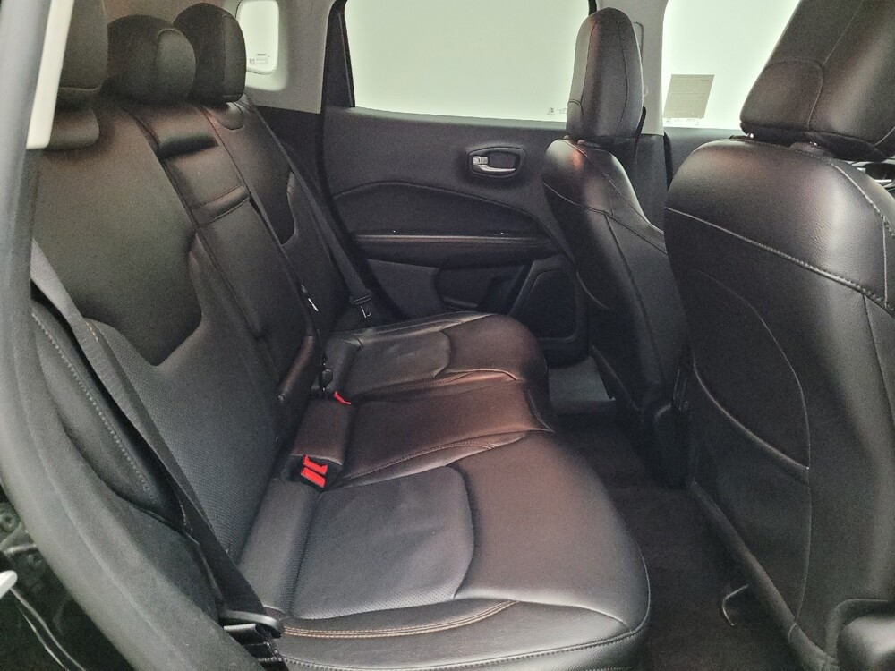 2018 Jeep Compass in Downey, CA 90241 - 18085865 19