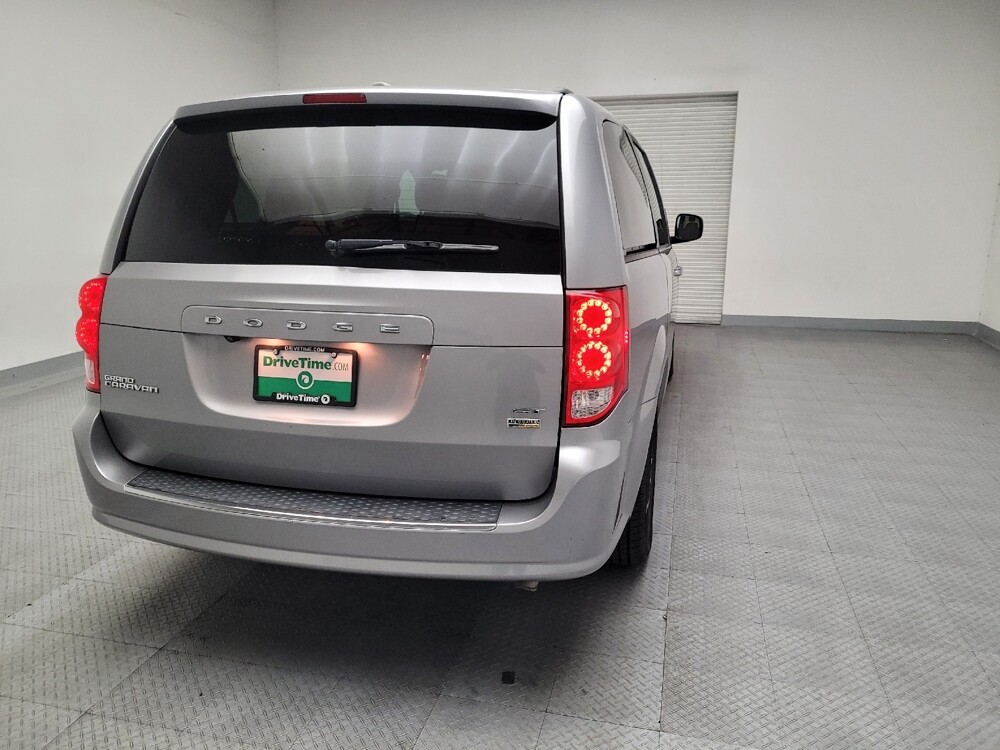 2018 Dodge Grand Caravan in Downey, CA 90241 - 18085869 7