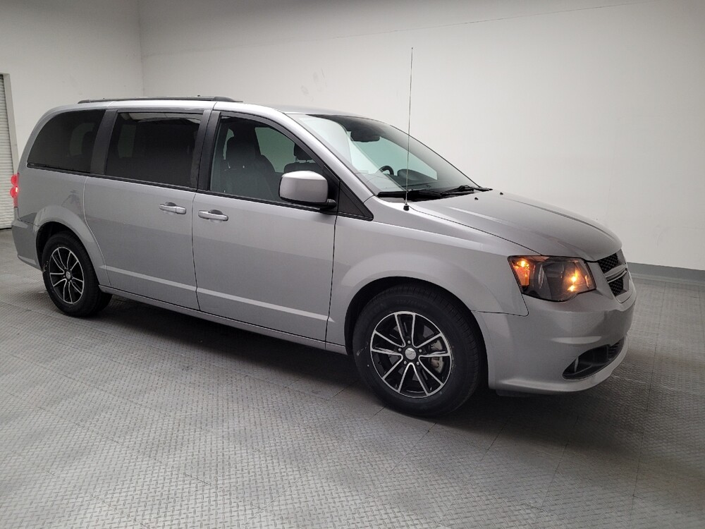 2018 Dodge Grand Caravan in Downey, CA 90241 - 18085869 11
