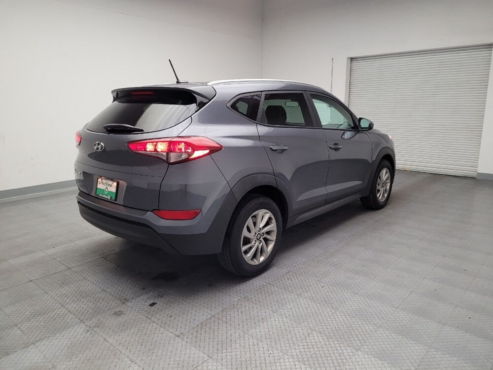 2016 Hyundai Tucson in Downey, CA 90241 - 18085870 9