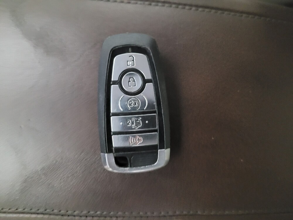 2017 Ford Fusion in Downey, CA 90241 - 18085872 32