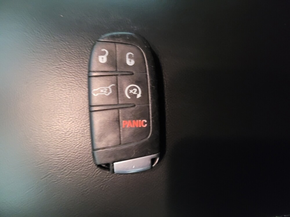 2016 Jeep Grand Cherokee in Downey, CA 90241 - 18085874 32