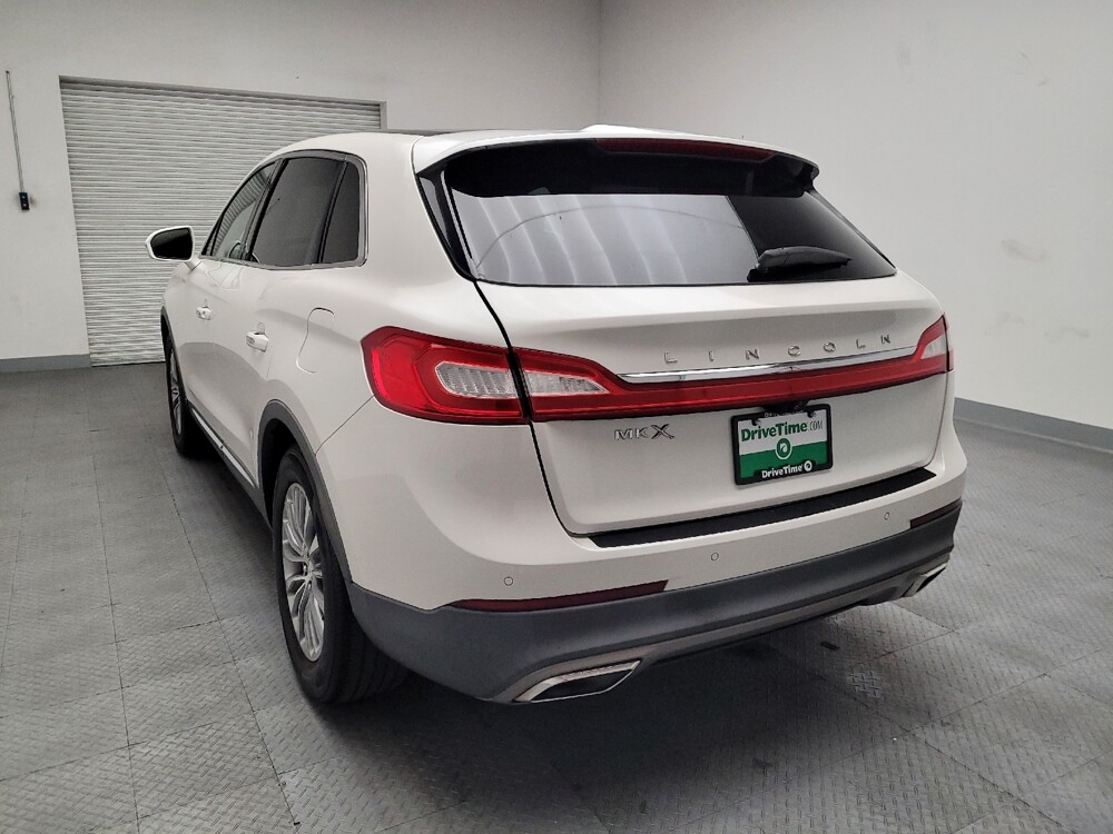 2016 Lincoln MKX in Downey, CA 90241 - 18085878 6