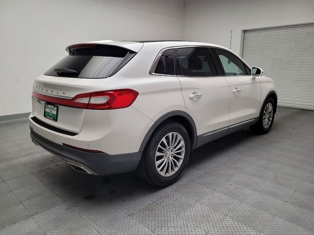 2016 Lincoln MKX in Downey, CA 90241 - 18085878 9