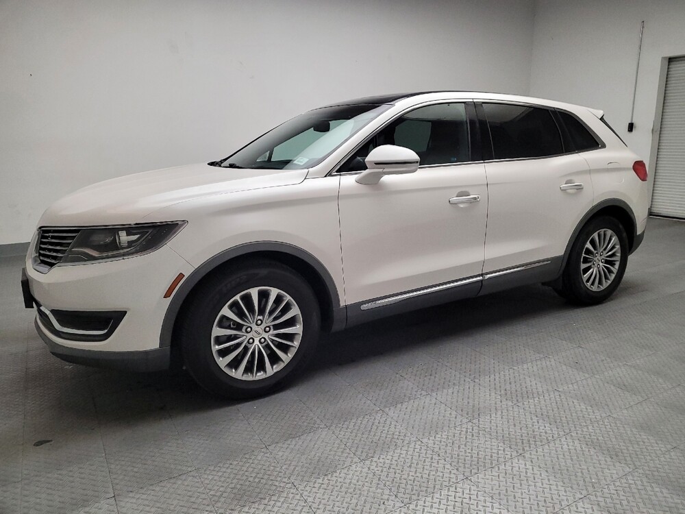 2016 Lincoln MKX in Downey, CA 90241 - 18085878 2