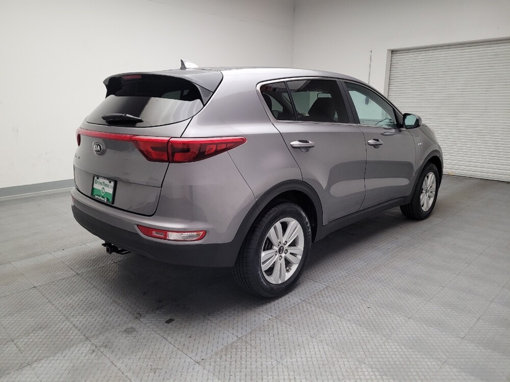2019 Kia Sportage in Downey, CA 90241 - 18085880 9