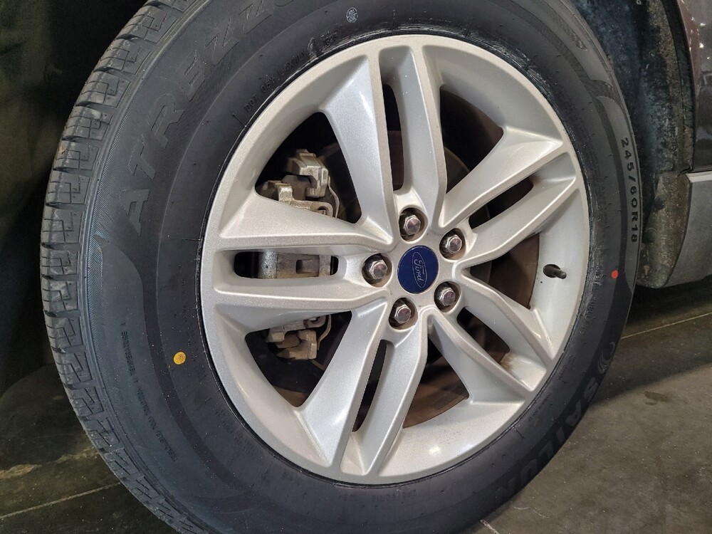 2018 Ford Edge in Downey, CA 90241 - 18085890 31