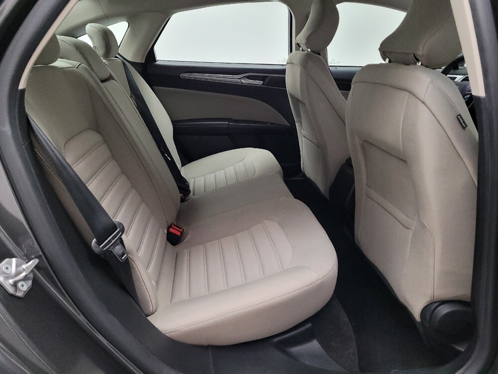 2018 Ford Fusion in Downey, CA 90241 - 18085892 19