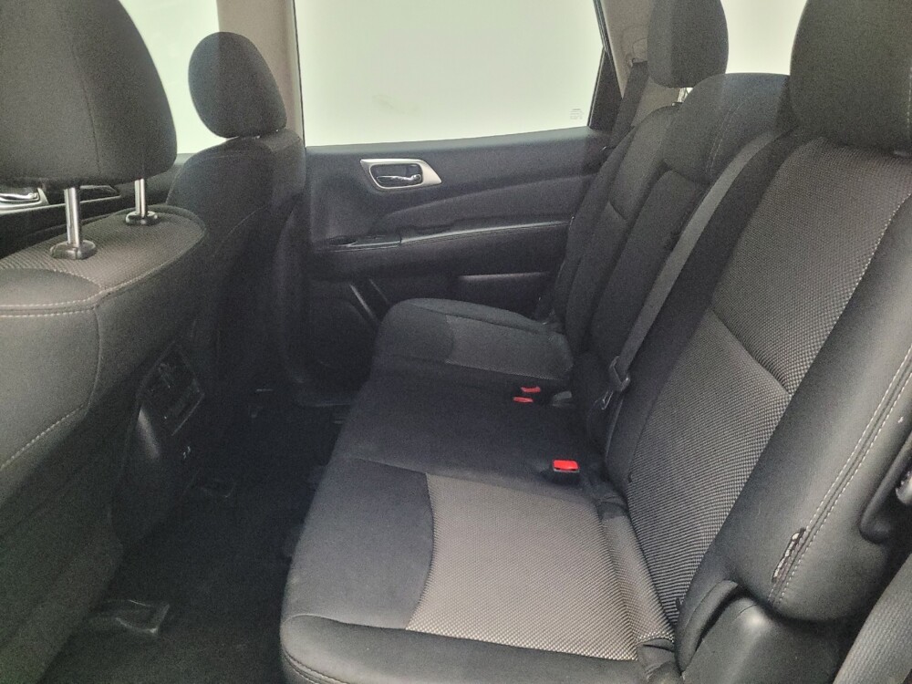 2019 Nissan Pathfinder in Downey, CA 90241 - 18085895 18