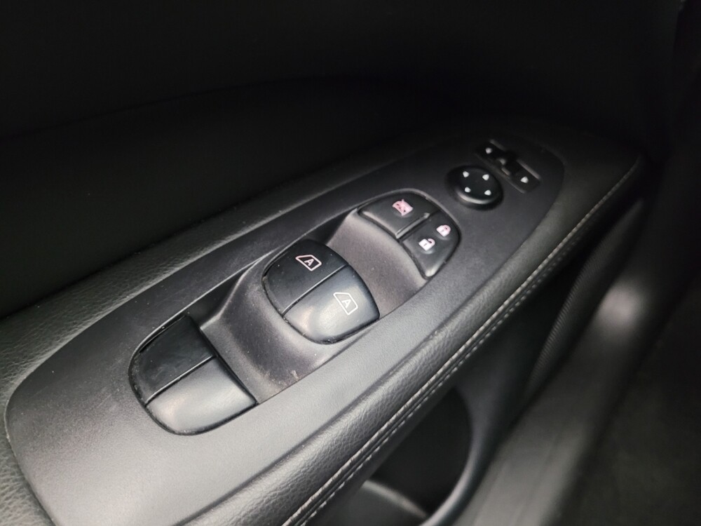 2019 Nissan Pathfinder in Downey, CA 90241 - 18085895 27