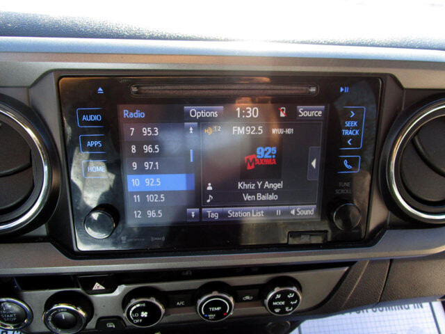 2017 Toyota Tacoma in Tampa, FL 33604-6914 - 18085897 6