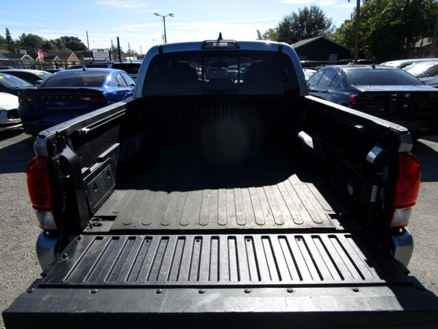 2017 Toyota Tacoma in Tampa, FL 33604-6914 - 18085897 27