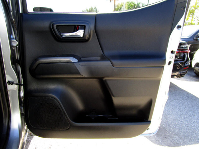 2017 Toyota Tacoma in Tampa, FL 33604-6914 - 18085897 20