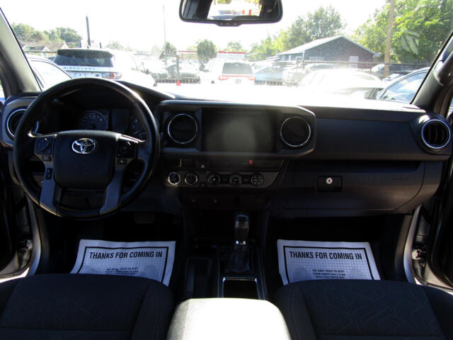 2017 Toyota Tacoma in Tampa, FL 33604-6914 - 18085897 3