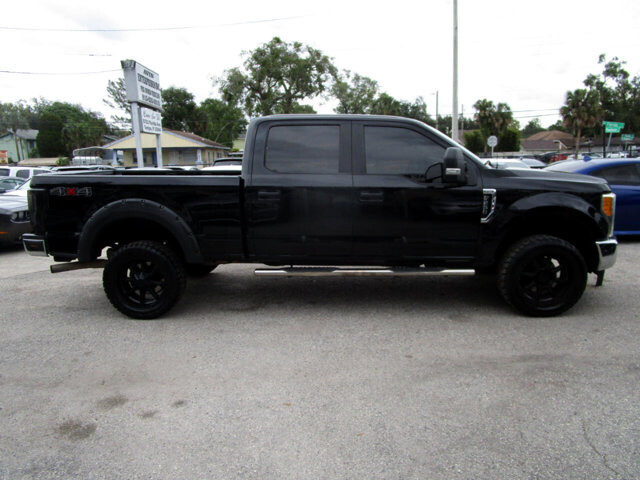 2017 Ford F250 in Tampa, FL 33604-6914 - 18085898 27