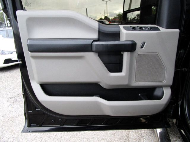 2017 Ford F250 in Tampa, FL 33604-6914 - 18085898 15