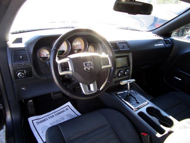 2013 Dodge Challenger in Tampa, FL 33604-6914 - 18085899 10