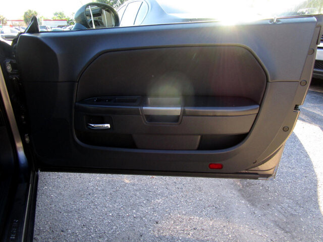 2013 Dodge Challenger in Tampa, FL 33604-6914 - 18085899 14