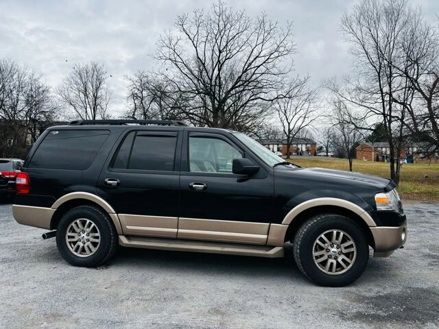 2013 Ford Expedition in Harrisonburg, VA 22801 - 18085903 13