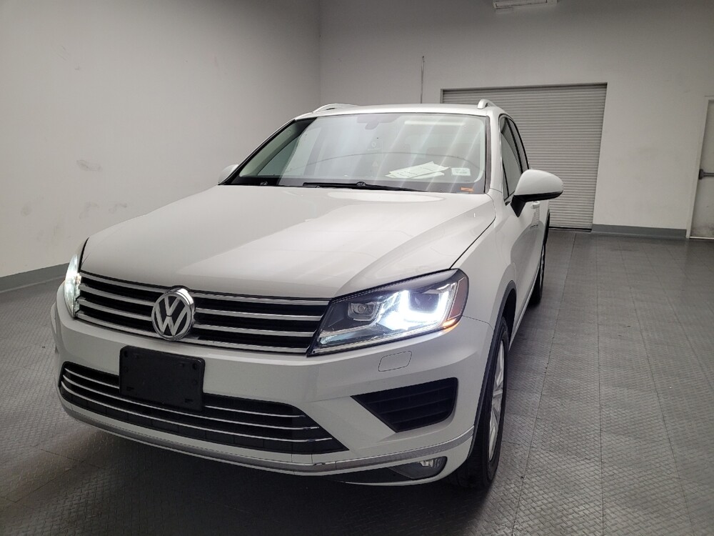 2016 Volkswagen Touareg in Riverside, CA 92504 - 18085912 15