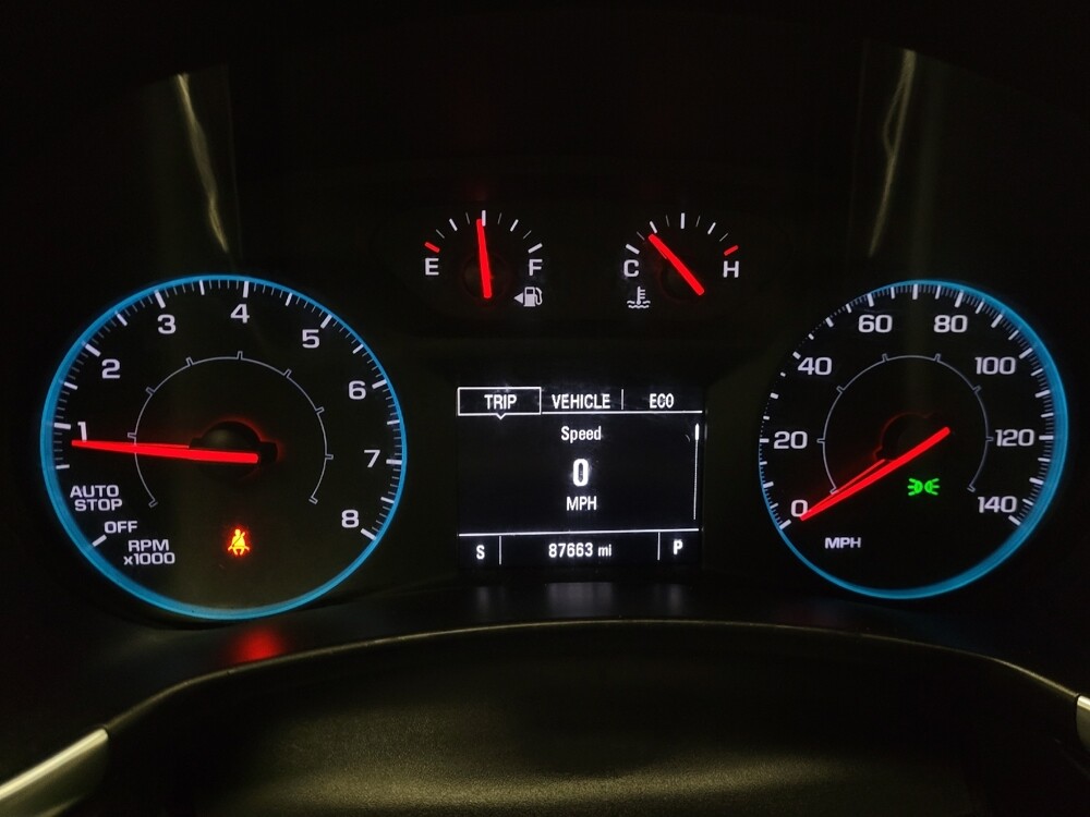 2020 Chevrolet Equinox in Fresno, CA 93726 - 18085913 23