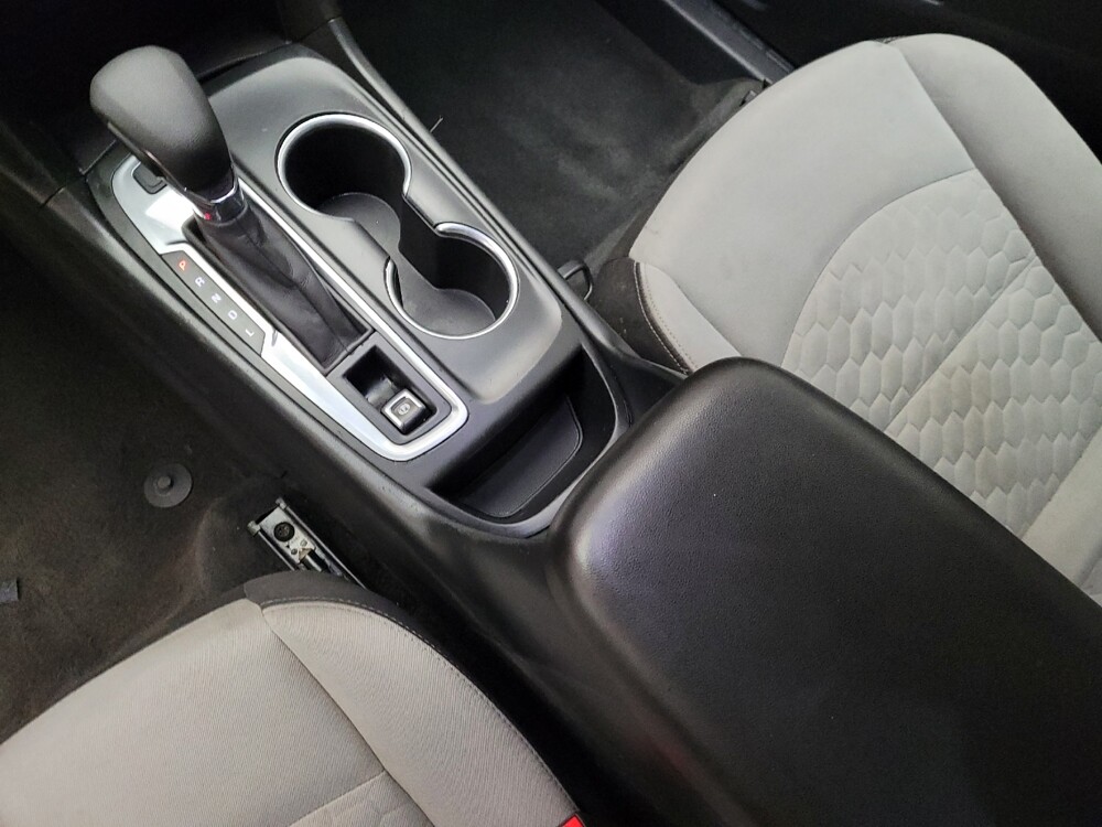 2020 Chevrolet Equinox in Fresno, CA 93726 - 18085913 26