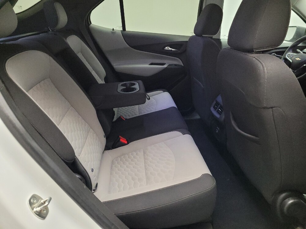 2020 Chevrolet Equinox in Fresno, CA 93726 - 18085913 19