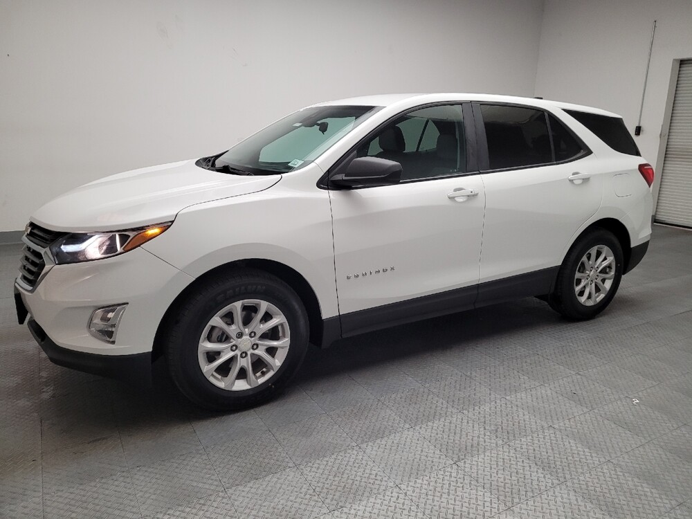2020 Chevrolet Equinox in Fresno, CA 93726 - 18085913 2