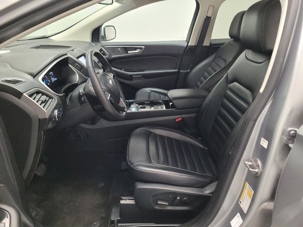 2020 Ford Edge in Riverside, CA 92504 - 18085915 17