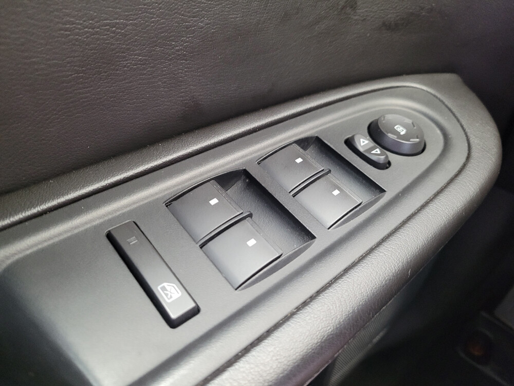 2016 GMC Acadia in Taylor, MI 48180 - 18085922 27