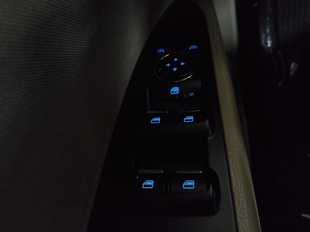 2017 Ford Fusion in Athens, GA 30606 - 18085924 27