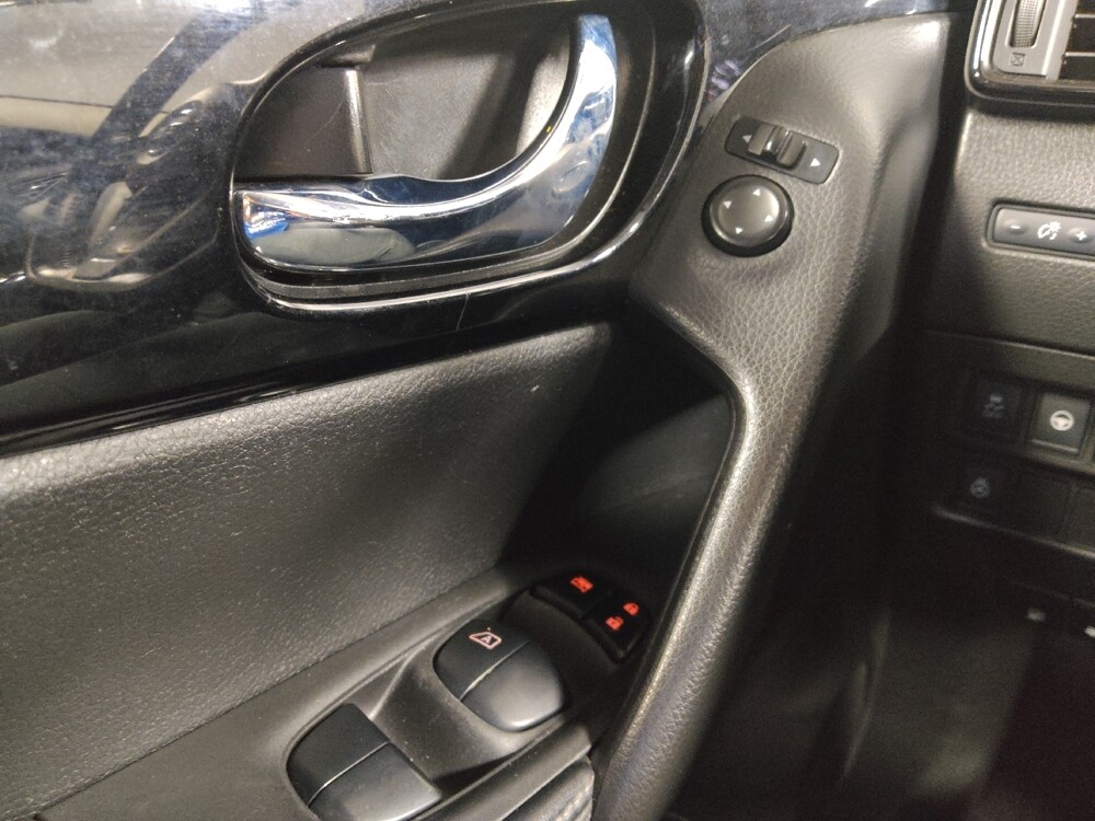 2019 Nissan Rogue Sport in Conyers, GA 30094 - 18085940 27