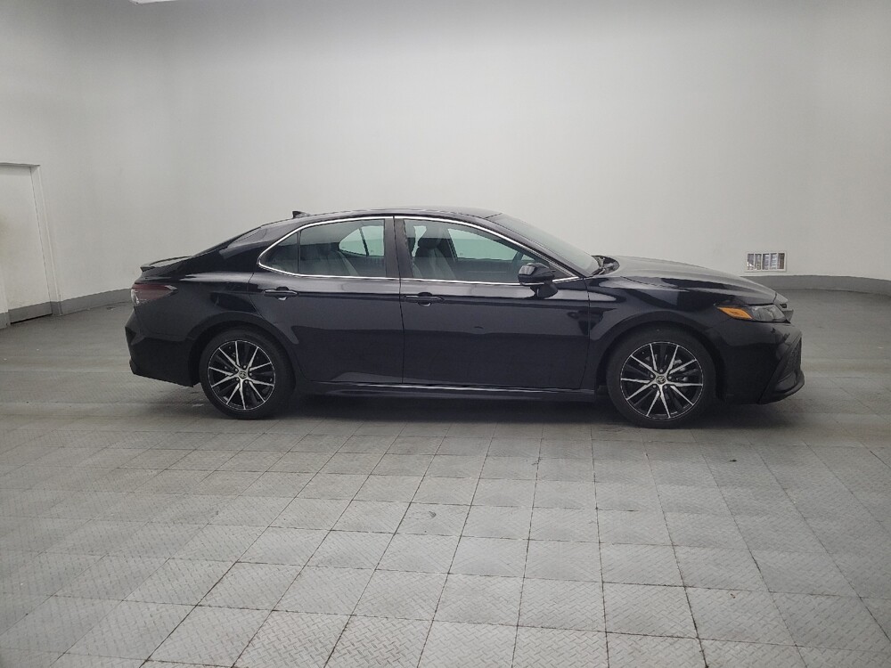 2022 Toyota Camry in Morrow, GA 30260 - 18085941 11