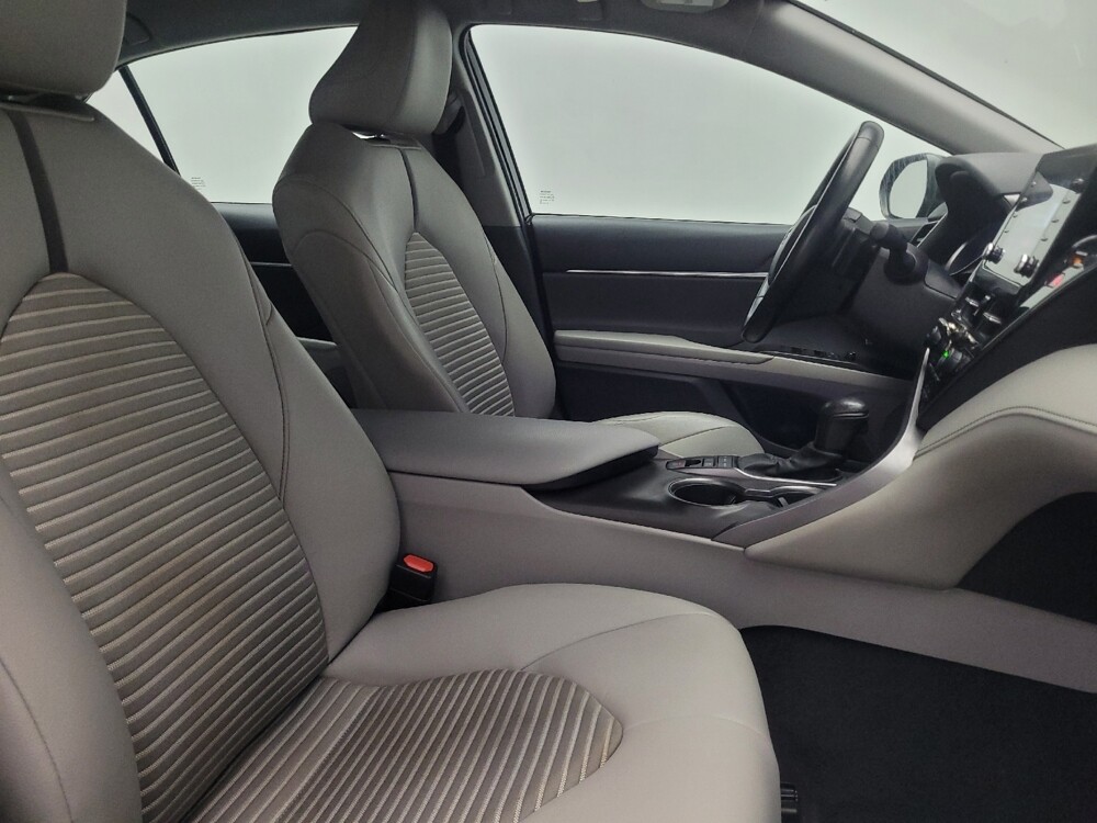 2022 Toyota Camry in Morrow, GA 30260 - 18085941 21