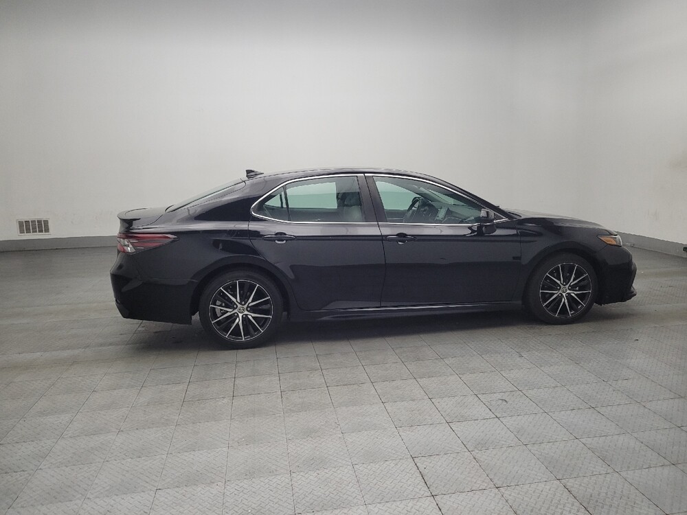 2022 Toyota Camry in Morrow, GA 30260 - 18085941 10