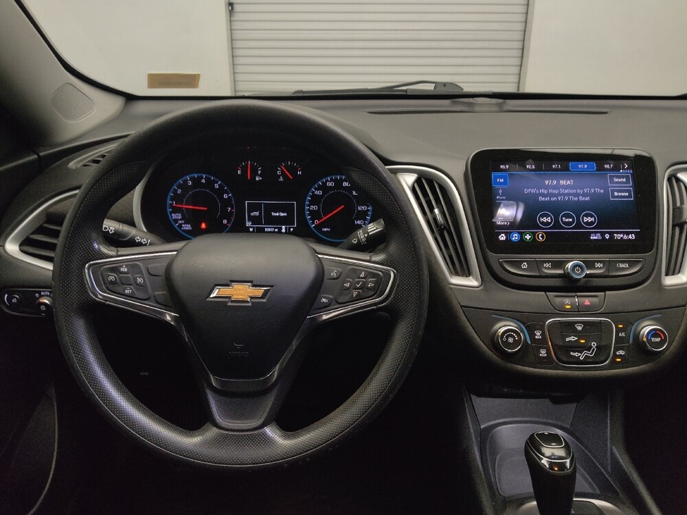 2020 Chevrolet Malibu in Tyler, TX 75701 - 18085949 22