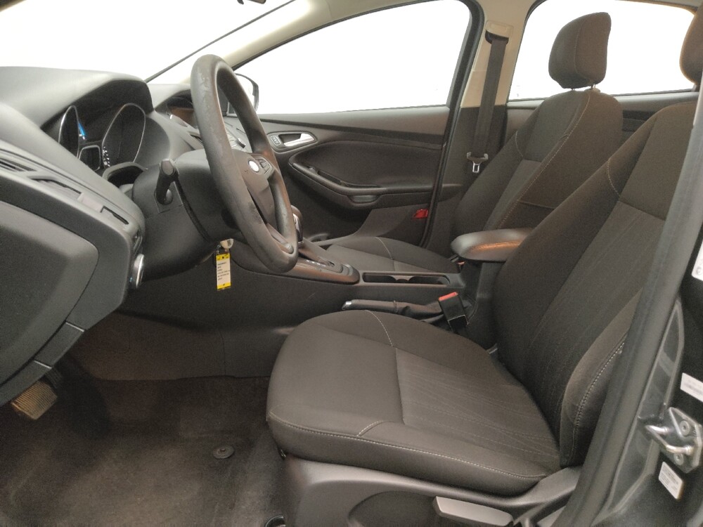2018 Ford Focus in Lewisville, TX 75067 - 18085951 17