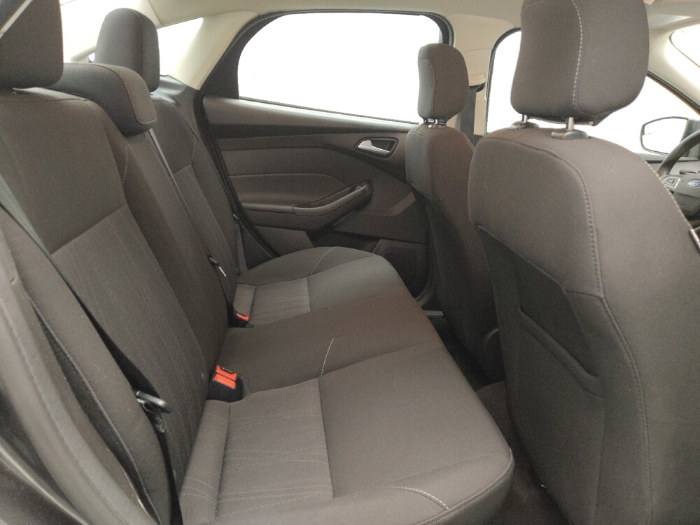 2018 Ford Focus in Lewisville, TX 75067 - 18085951 19