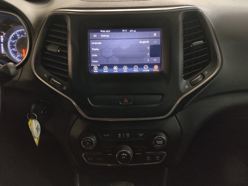 2020 Jeep Cherokee in Plano, TX 75074 - 18085954 25