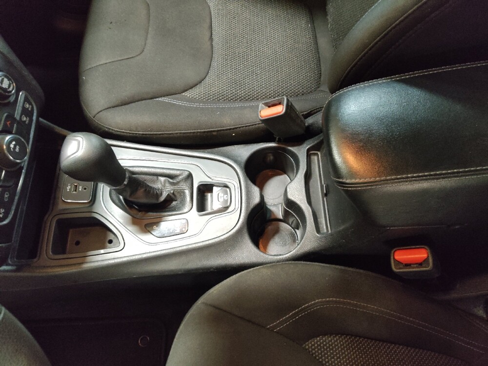 2020 Jeep Cherokee in Plano, TX 75074 - 18085954 26