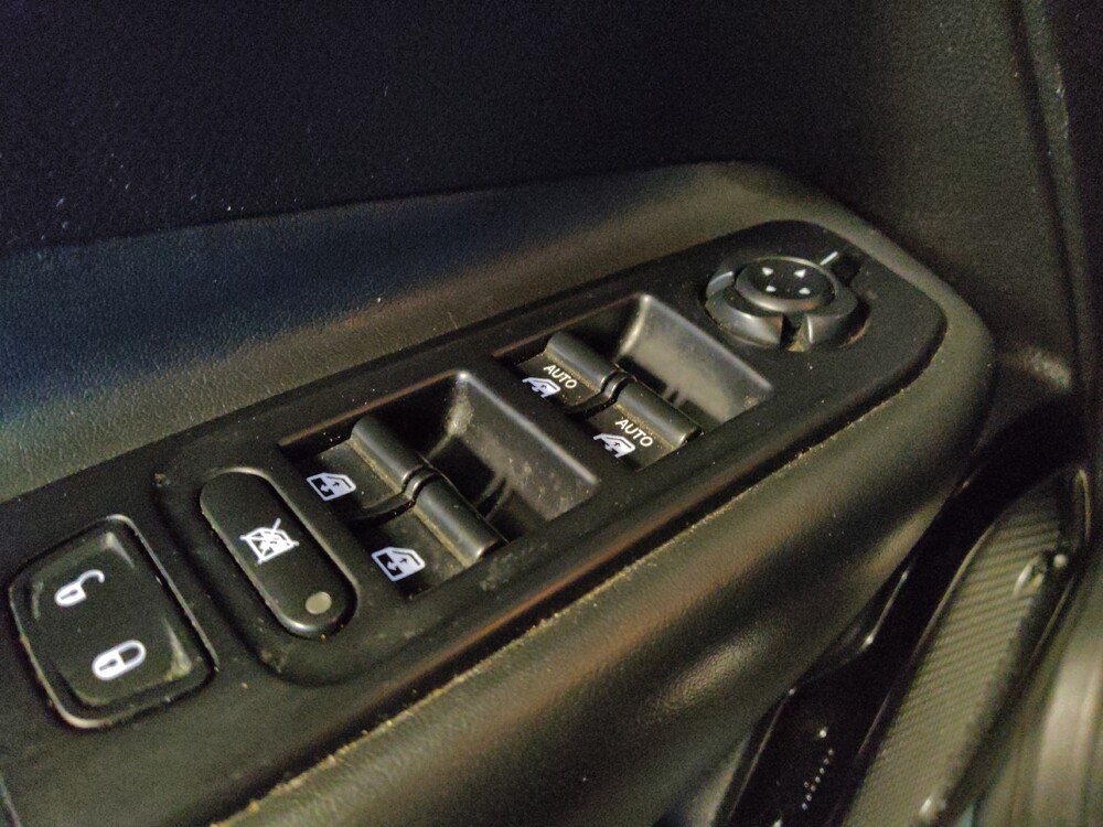 2017 Jeep Renegade in Glendale, AZ 85301 - 18085963 27