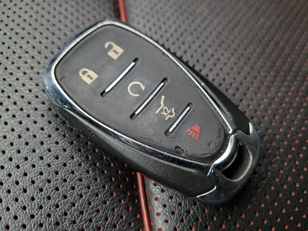 2019 Chevrolet Blazer in Phoenix, AZ 85022 - 18085967 32